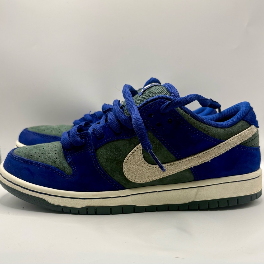 Nike Sb Dunks deep royal vintage